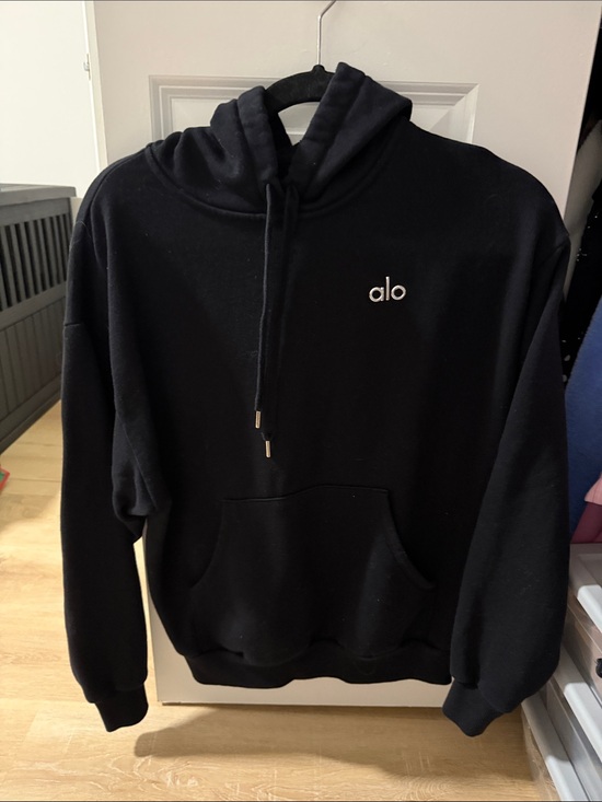ALO Yoga Tops - Alo Women’s accolade Black Hoodie - Minimal Logo Pullover